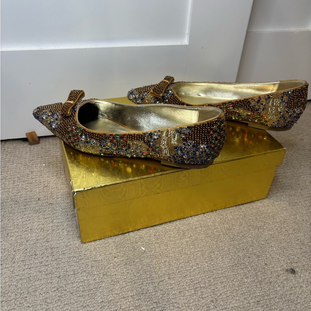 ****SOLD*** Sarah Flint The Woman in Gold Limited Edition Natalie Flats - Picture 12 of 16
